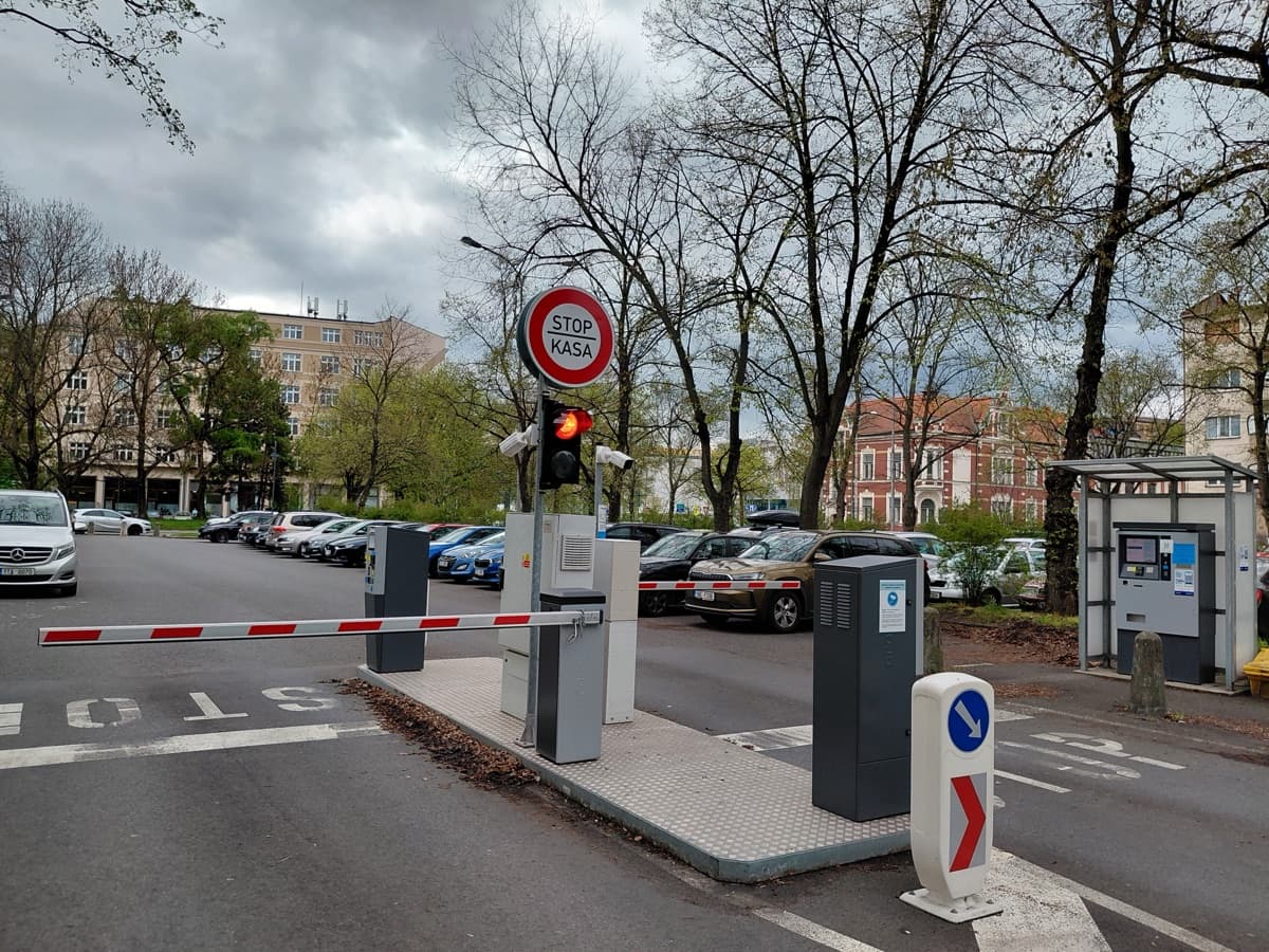 Parkoviště Poděbradova
